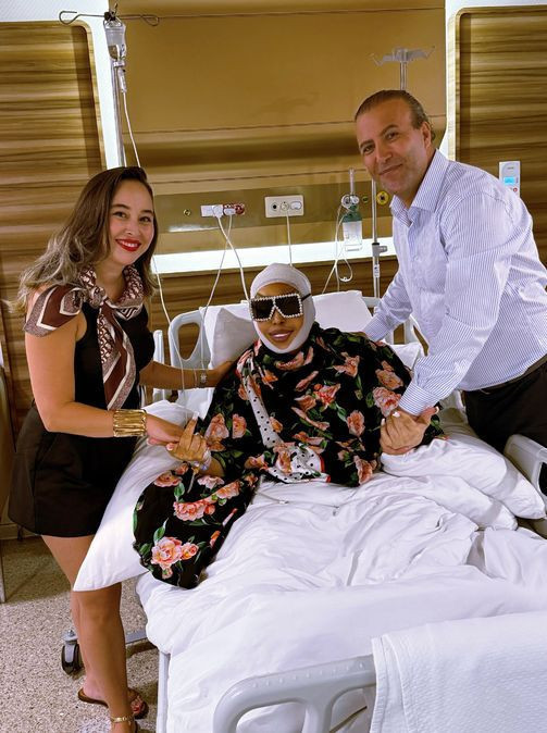 Bülent Ersoy hastane odasından paylaştı: "Estetik yaptırdım" - Resim : 1