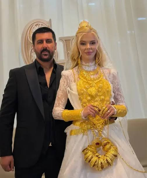 Karısı &Ccedil;ağla &Ouml;z'&uuml;n Vanlı Kara Haydar hakkında s&ouml;yledikleri ortaya &ccedil;ıktı - Resim : 1