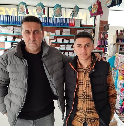 Üniversite kaydı için çıktıkları yolda yanarak can verdiler - Resim : 2