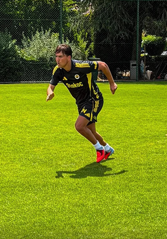 Beşiktaş'tan ayrılıp sessiz sedasız Fenerbahçe'ye geri döndü - Resim : 1