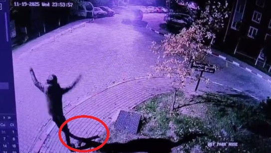 Siteyi tüfekle bastı, iki kişiyi vurdu - Resim : 1