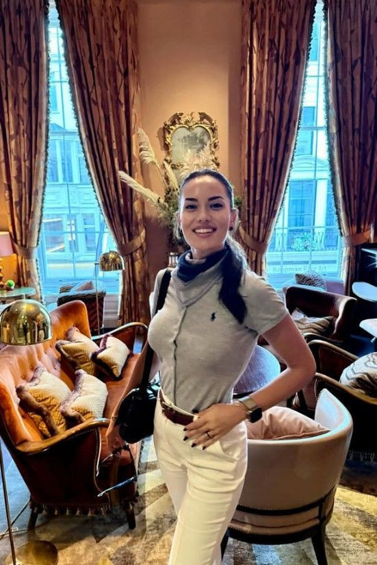 Fahriye Evcen Londra tatilinde adeta defile yaptı - Resim: 10