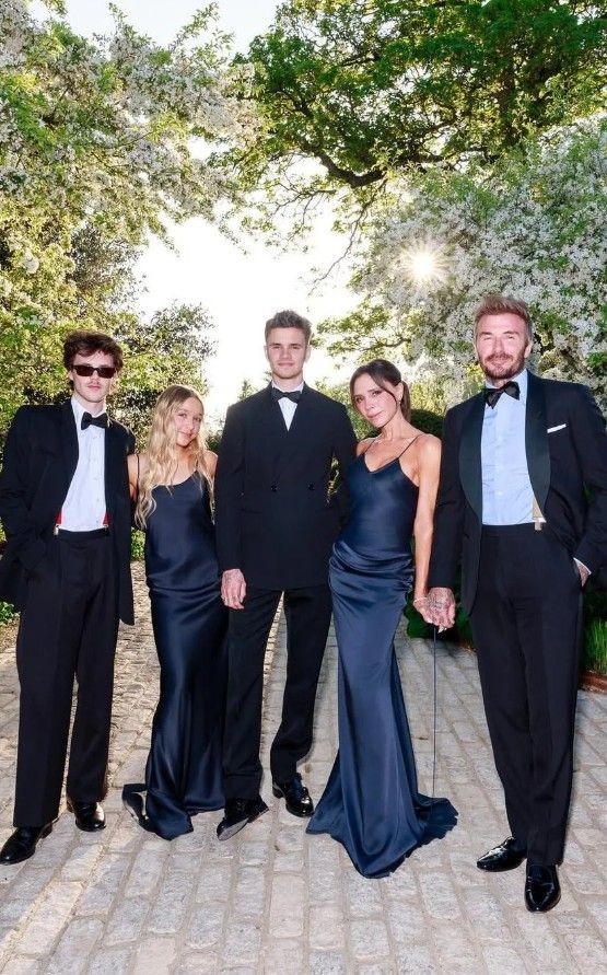 Beckham ailesinde çatlak: 50'nci doğum gününe bile katılmadılar - Resim: 2