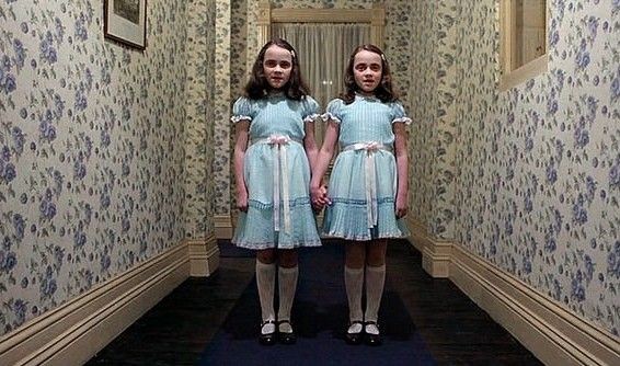 45 yıl önce vizyona giren korku filmindeki ikizlerin son hali şaşırttı - Resim: 3