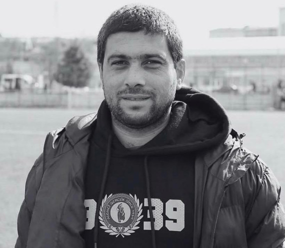 İstediği verilmeyince tüfekle saldırdı: Ölü ve yaralılar var - Resim : 1