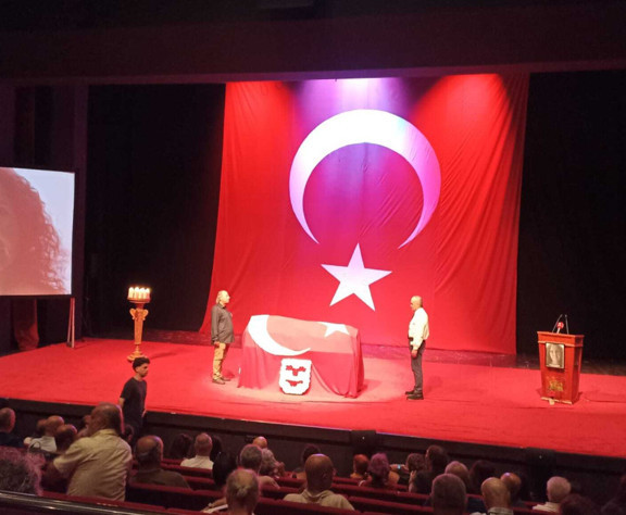 Bilgesu Erenus son yolculuğuna uğurlandı