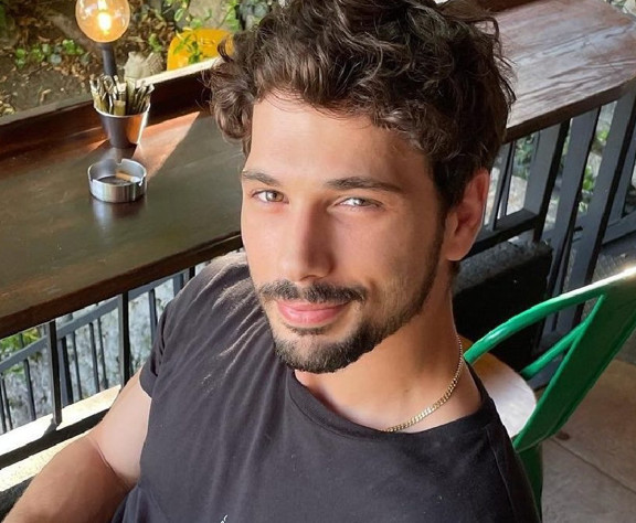 Deniz Can Aktaş'tan Devrim Özkan'a aşk itirafı! Aylardır saklıyorlardı