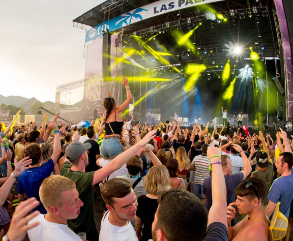 Glastonbury biletleri 42 dakikada tükendi