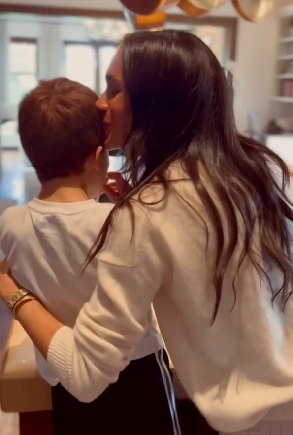 Meghan'ın 'Anneler Günü' paylaşımı tepki çekti - Resim : 3