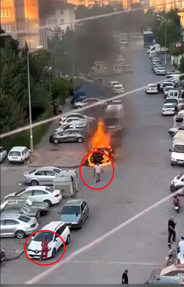 Kadının iş yerini ve arabasını yaktı: İçeriden çıkmasını istemiyorum - Resim : 1