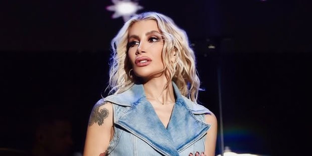 Evlenmeleri bekleniyordu: İrem Derici takipten çıktı, fotoğrafları sildi - Resim : 1