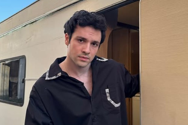 Ünlülerden taciz ve ifşa paylaşımlarına destek: "Mağdurların yanındayız" - Resim : 4