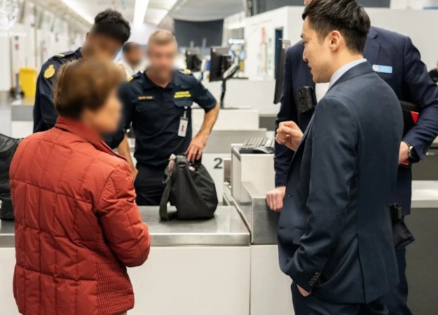 Bir 'Çin duası dolandırıcılığı' eksikti - Resim : 2