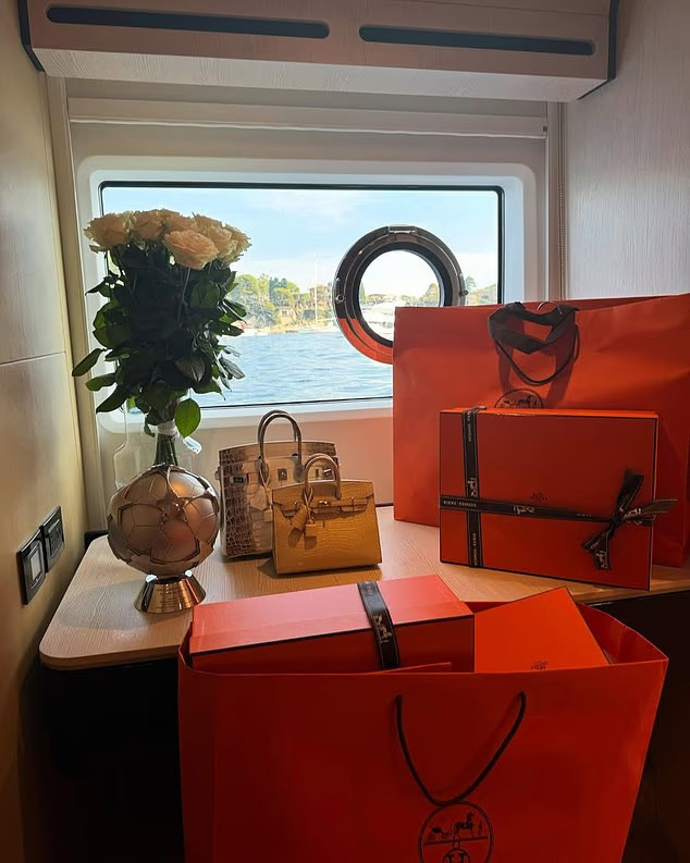 Cristiano Ronaldo evlilik teklifini abarttı: Dudak uçuklatan harcama - Resim : 4