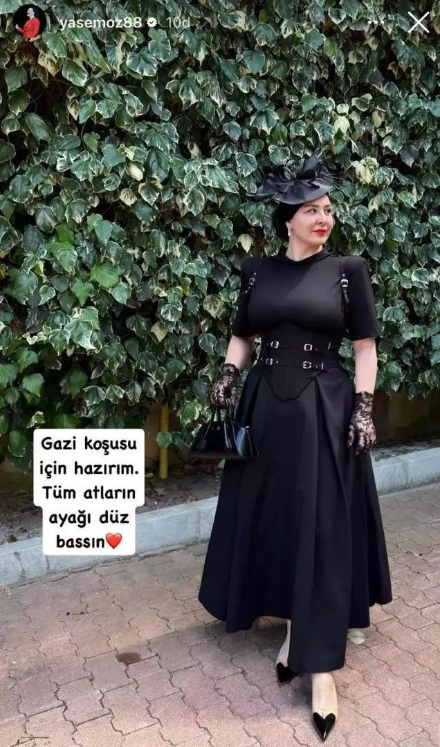 Gazi Koşusu'na ünlü isimler akın etti! Hipodromda şıklık yarışı - Resim: 4