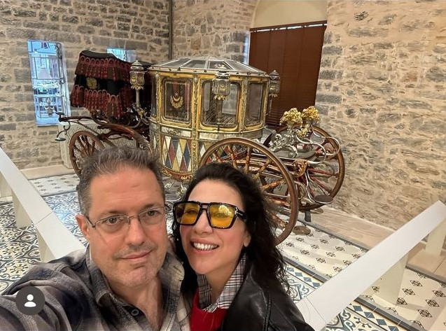 Yeşim Ceren Bozoğlu'ndan gençlik aşkıyla evlilik sinyali - Resim : 1