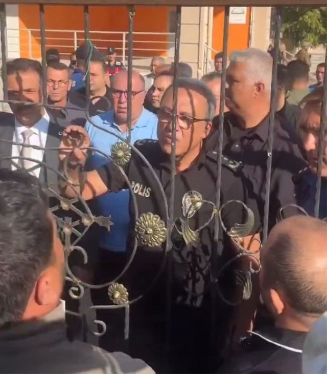 Manisa'daki okul saldırısında büyük skandal. Tüfeği gören güvenlik görevlisi öğrencilerden önce kaçmış - Resim : 2