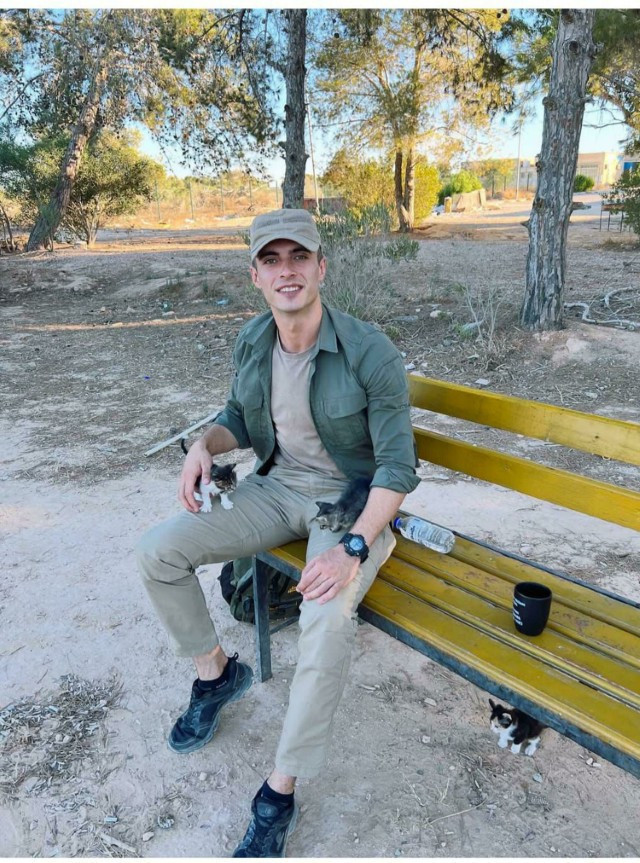 Kanlı gecenin görüntüleri çıktı: Uzman çavuşu böyle şehit etti - Resim : 1