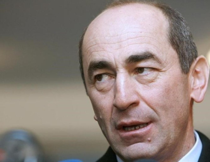 Ermenistan siyasetinde Türk casus polemiği - Resim : 1