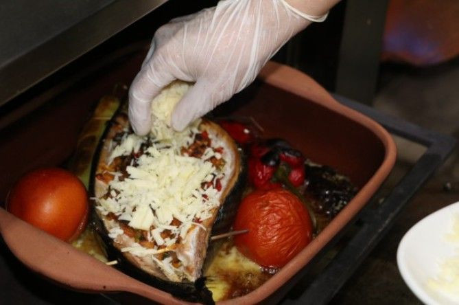 Palamudu böyle deneyen bir daha klasik tarifine dönmüyor. İşte palamut dolması - Resim: 7