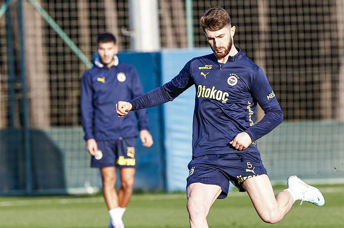 Fenerbahçe, dinlenmeden Göztepe mesaisine başladı: İsmail Yüksek müjdesi - Resim : 1