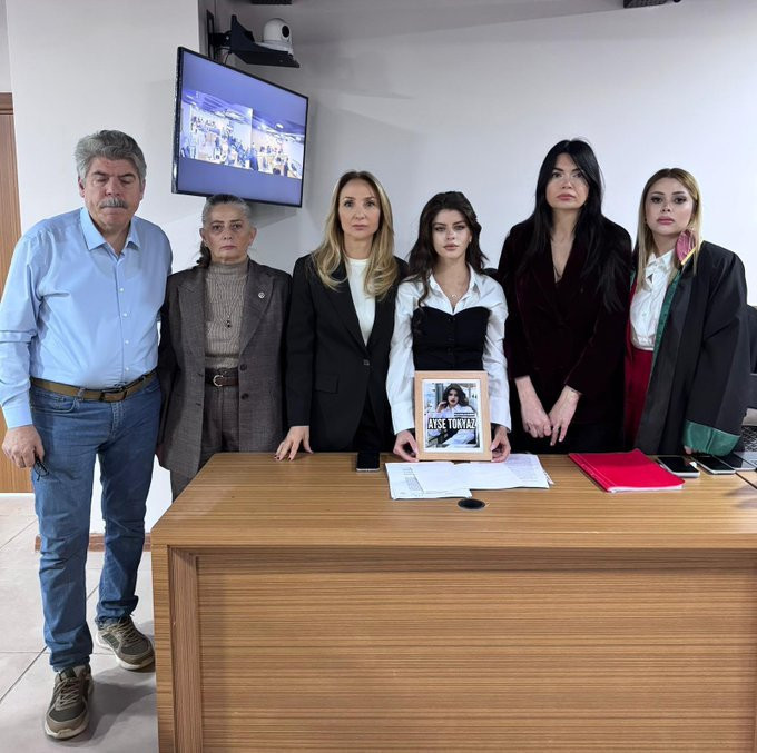 Ayşe Tokyaz cinayeti: Kardeşini öldürdü, mahkemede yüzüne güldü - Resim : 1