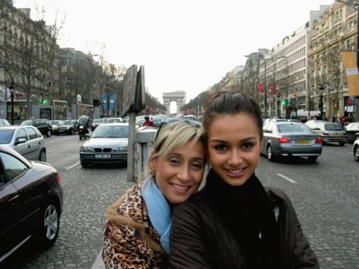 Birce Akalay’dan 20 yıl öncesine yolculuk - Resim : 2