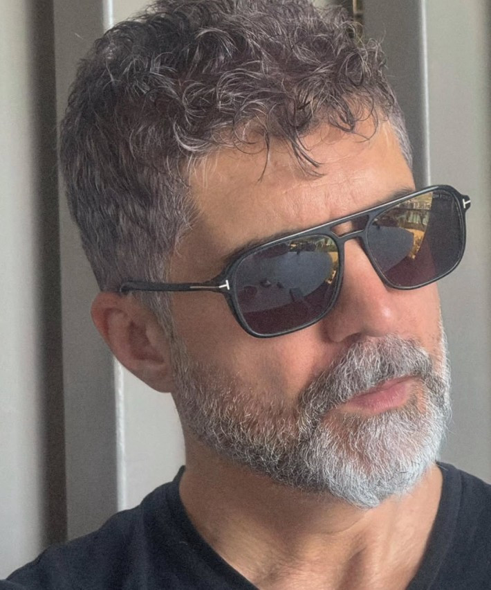 Özcan Deniz imaj değiştirdi: “Yeni karaktere doğru adım adım” - Resim : 1