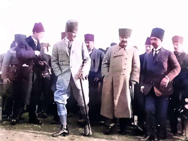 Genç Türk Cumhuriyeti’nin ebedi hayatı burada taçlandı - Resim : 2