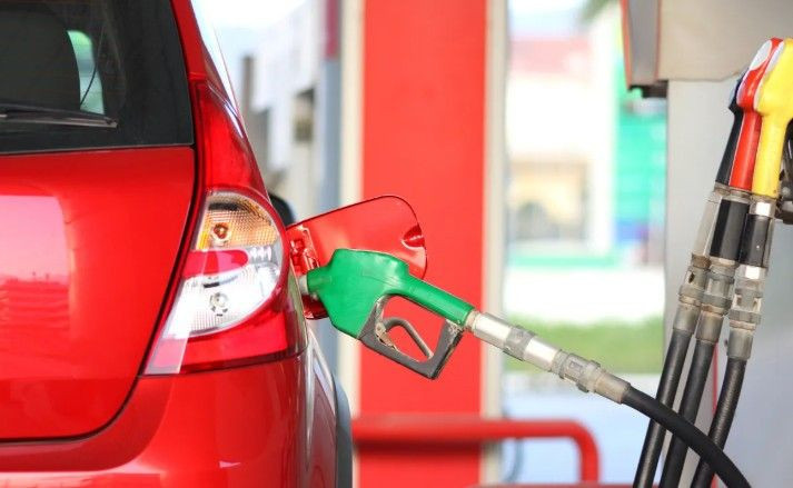 Benzin ve motorine dün gece gizli zam yaptılar. İşte günlük fiyatlar - Resim: 2