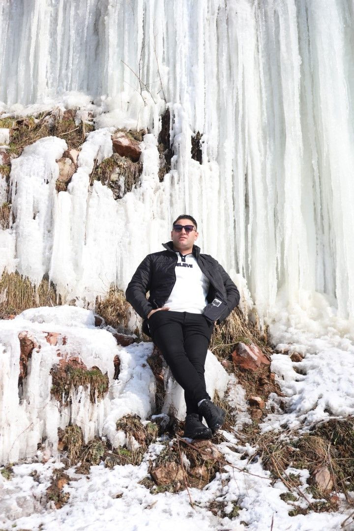 Ardahan'da hava buz kesti, şelale dondu - Resim: 4