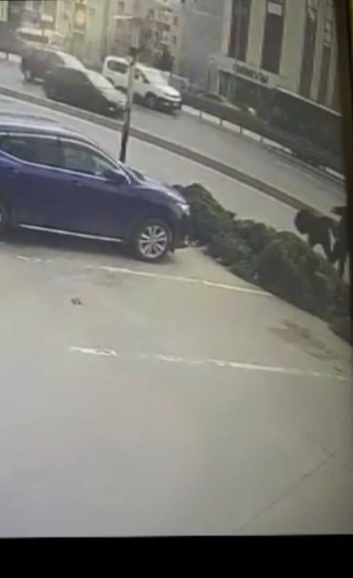 200 bin euro çaldılar, 16 saatte yakalandılar - Resim: 2