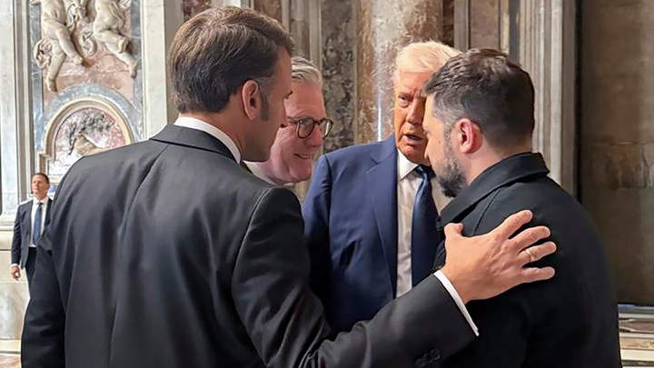 Zelenskiy ile Starmer "tam ateşkesi" görüştü