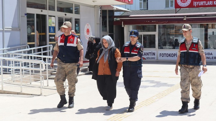 'Anneler Günü'nde yaşamına son veren Arzu'nun kayınvalidesi tutuklandı