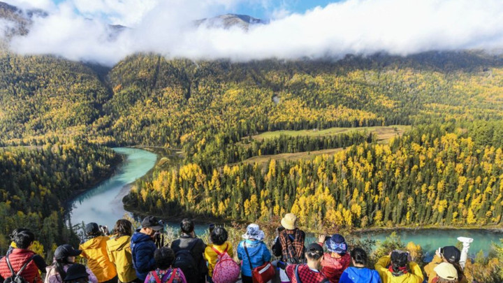 Uygur Türklerinin memleketinde turizm patlaması... 'Baskıların üzerini örten imaj kampanyası'