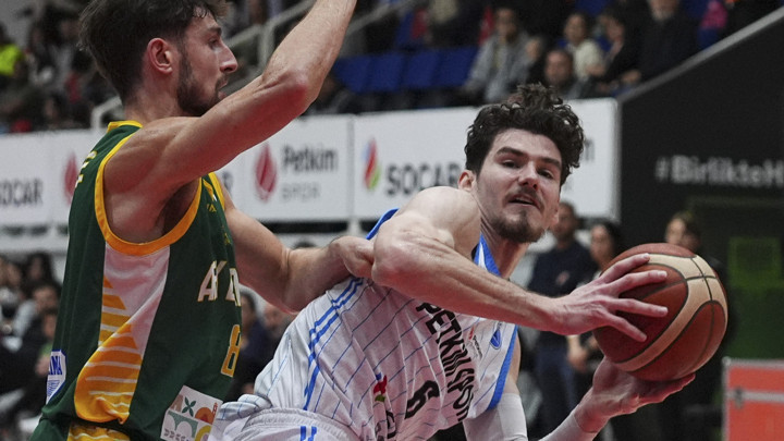 Aliağa, AEK Larnaca'yı 43 sayı farkla devirdi