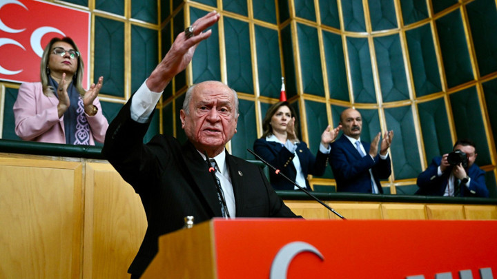 MHP lideri Bahçeli darbe iddialarına yanıt verdi: Bunların hepsi fasa fiso