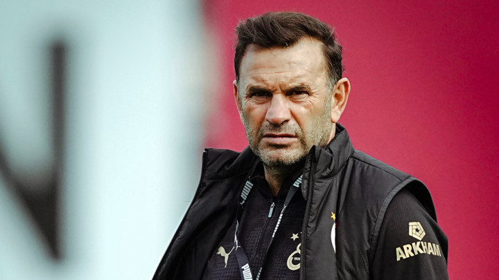 Galatasaray'da sağda solda kriz: Okan Buruk'un zor kararı