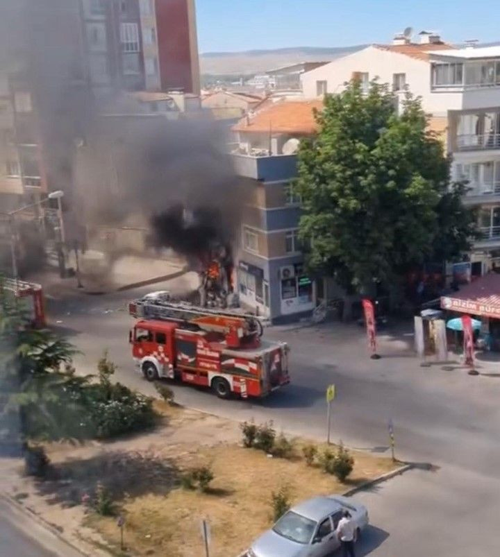 İş yerinde patlama: 3’ü ağır 8 yaralı - Resim: 7