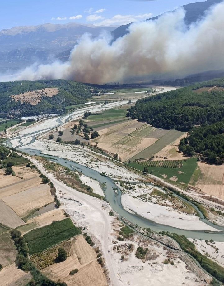 Muğla'da başlayan yangın Antalya'da ormana sıçradı - Resim: 14