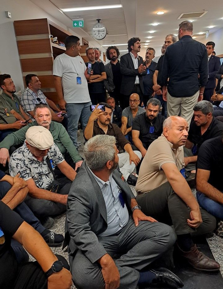 Şehit yakınları ve er gazilerden TBMM'de protesto - Resim: 6
