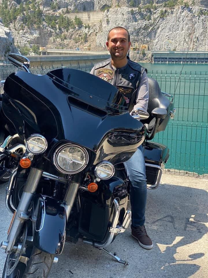 Yeni aldığı motosikletini ölüme sürdü - Resim : 1