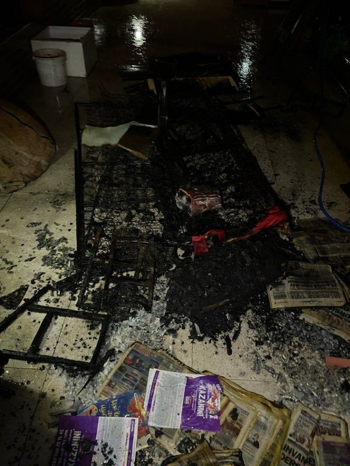 Sefo’nun aile evinde yangın çıktı - Resim: 3
