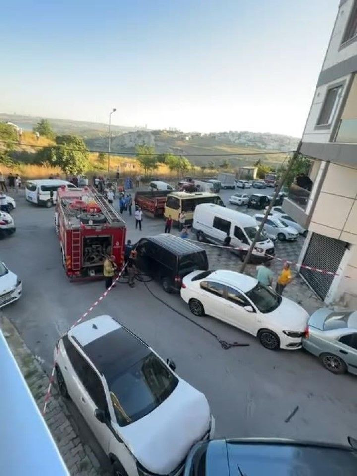İstanbul'da kaza: Park halindeki 23 araca çarptı - Resim: 5
