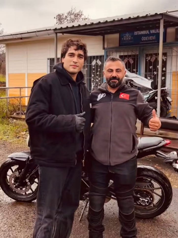 Mert Ramazan Demir direksiyon sınavını başarıyla geçti - Resim : 1