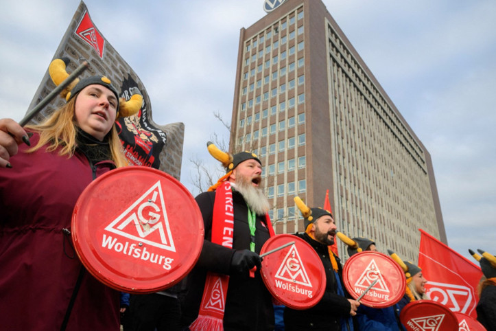 Volkswagen'de uyarı grevi!