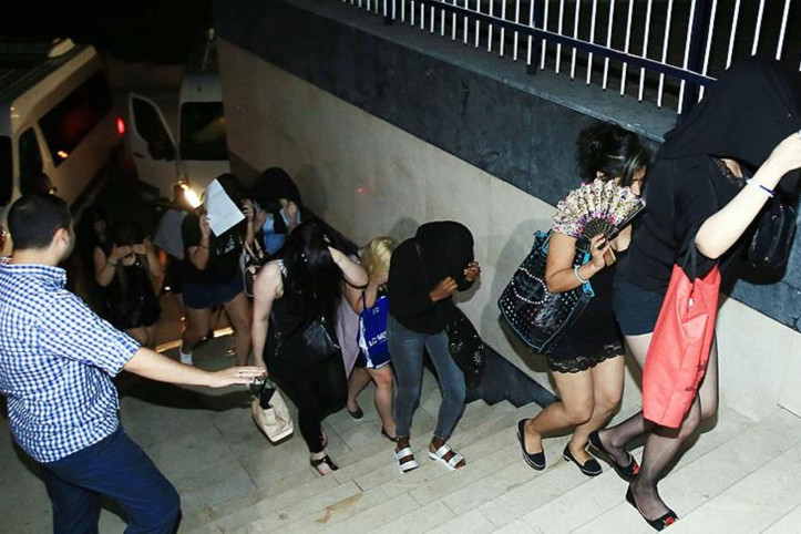 Otellere fuhuş kilidi