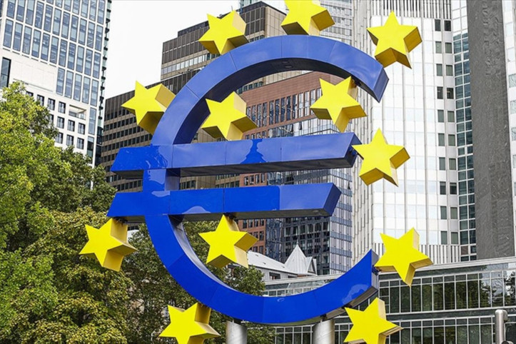 Euro Bölgesi'nde yıllık enflasyon kasımda yükseldi