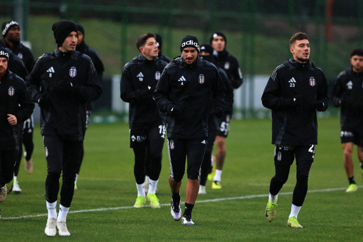 Beşiktaş'ta Çaykur Rizespor mesaisi sürüyor