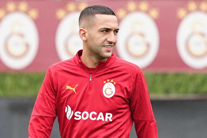 Okan Buruk 'kapı dışarı' etti ama Ziyech'te kontrat krizi var